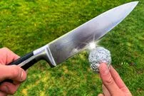(ویدئو) 5 روش ساده برای تیز کردن چاقو؛ با این فویل آلومینیومی چاقو را تیز کنید!