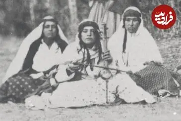 عکس| سفر زمان؛ تصویری از «زنان نوازندۀ کولی» در دوران ناصرالدین شاه