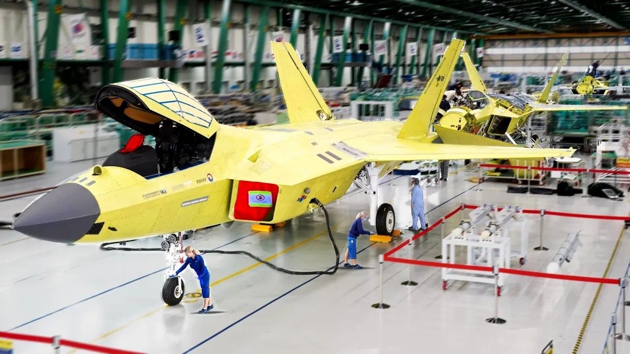 (ویدئو) ببینید جنگنده فوق پیشرفته F-35 آمریکا چگونه در کارخانه تولید می شود