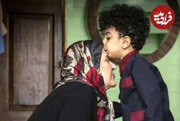 عکس| سفر در زمان؛ «سالار» یک سال بعد سریال پایتخت 7 در پشت صحنه «سریال مو به مو»