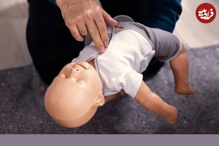 ببینید؛ لحظه‌ای طلایی برای نجات جان نوزاد هنگام خفگی