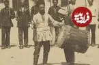 عکس| سفر زمان؛ تصویر دیده‌نشده از مراسم «شاخسی واخسی» در تهران در دوران قاجار