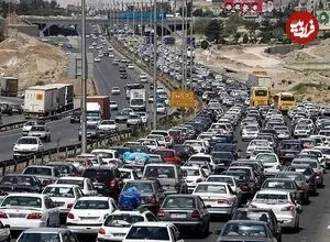 عکس| سفر به ایران قدیم؛ یک کالسکۀ چهاراسبه در جادۀ تهران-قزوین در زمان ناصرالدین شاه
