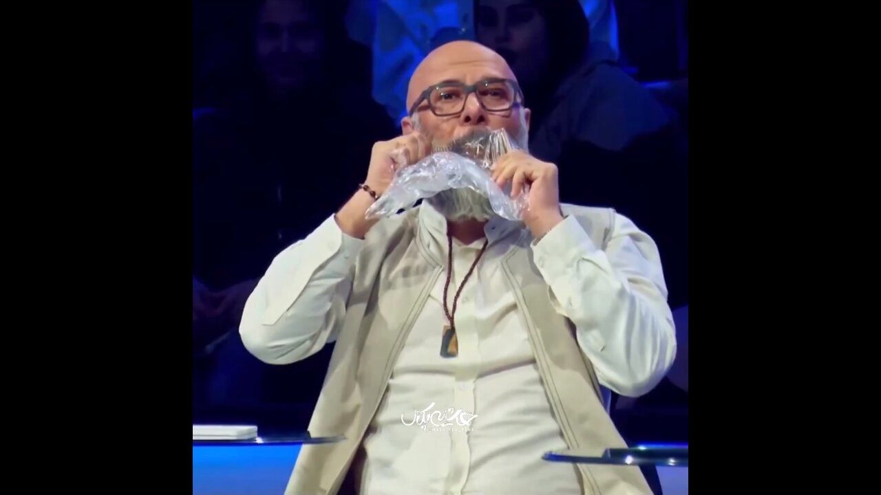 (ویدئو) اجرای آهنگ معروف گیلانی با یک شانه و کیسه پلاستیکی توسط محمد بحرانی