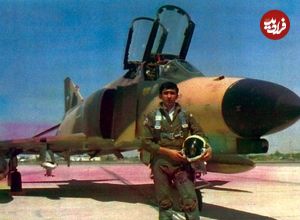 عکس؛ سفر در زمان؛ «شهید عباس دوران» در حال روشن کردن جنگنده؛ اواخر دهه 50