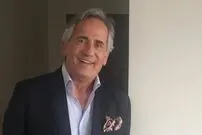 عکس| سفر زمان؛ «مجید مظفری» در جوانی و در حال کار کردن در شرکت خاور؛ اواخر دهه 40