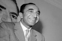 سفر در زمان؛ یادداشت‌های علم، پنجشنبه ۴ آبان ۱۳۵۱: ماشاالله از این سوءظن عجیب شاه!