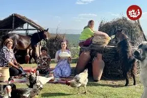 ببینید| غذای روستایی در ایران؛ پخت آبگوشت مرغ و تهیه پنیر در کوهستان