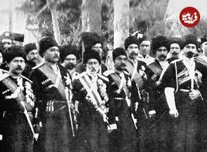 تصویر| سفر زمان؛ عکس یادگاری افسران روسی و ایرانی قزاقخانه در اواخر دوره قاجار