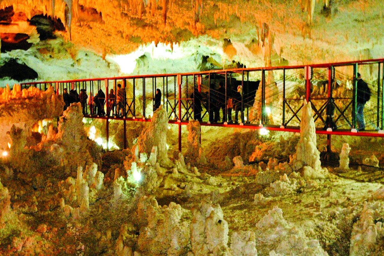 (عکس) مرموزترین غار جهان در ایران است