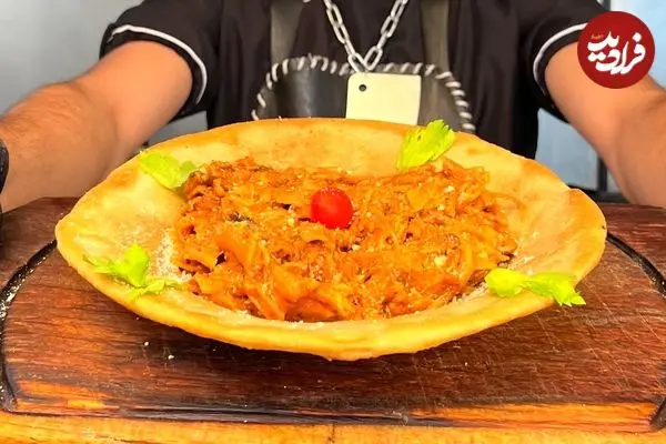 ببینید| غذای خیابانی در ایران؛ پخت پاستا آلفردو توسط یک آشپز مشهور