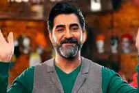 عکس| سفر زمان؛ تیپ و ژست جالب «محمدرضا علیمردانی» در پشت‌صحنه «نوروز 76»
