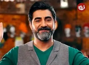 عکس| سفر زمان؛ تیپ و ژست جالب «محمدرضا علیمردانی» در پشت‌صحنه «نوروز 76»
