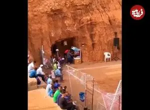 ببینید| زمین فوتبال متفاوت در مراکش با ظاهری غیرمعمول!