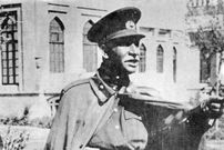 عکس؛ سفر در زمان؛ «رضاخان در حال بازدید از خط آهن جنوب به شمال»؛ دهه 1310