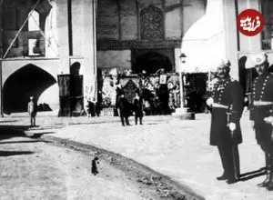 عکس| سفر در زمان؛ جمعی از امرا و صاحب‌منصبان ارتش