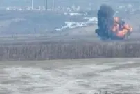 ( ویدئو) سرنگونی هواپیمای جنگی روسیه در آسمان دونتسک توسط دوش پرتاب ضد هوایی اوکراین 