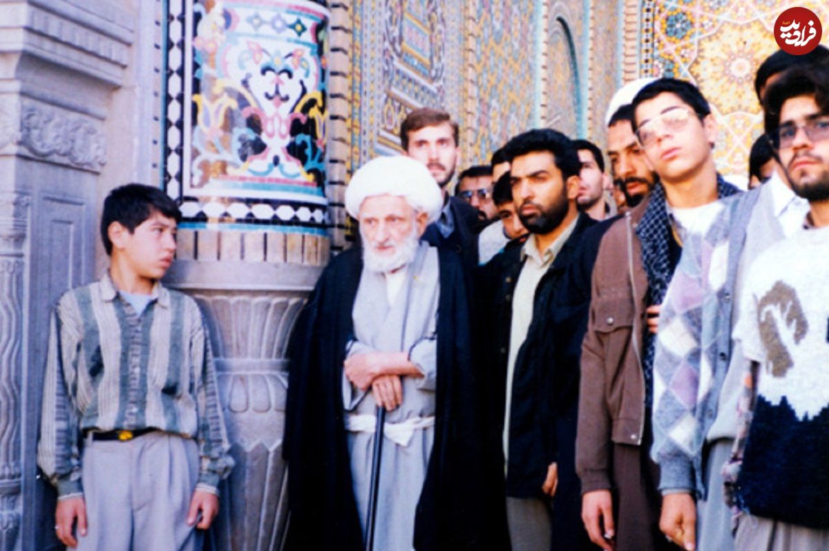 عکس؛ سفر در زمان؛ «آیت الله بهجت در دوران نوجوانی و آغاز طلبگی»؛ دهه 1300