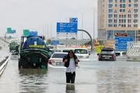 (ویدئو) وضعیت عجیب و آخرالزمانی خیابان‌های دبی بعد از سیل