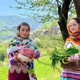 ببینید| غذای روستایی در ایران؛ پخت نان و تاس کباب