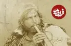 عکس| سفر زمان؛ تصویری از یک درویش با شاخ بزرگ و قلیان کوچک در دوران قاجار