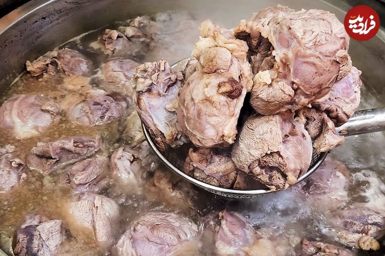 ببینید؛ غذای خیابانی در چین؛ انواع نودل با گوشت گاو در پکن