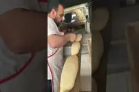 (ویدئو) نان هایی که در ترکیه می خرید به این شکل در نانوایی ها تهیه می شوند