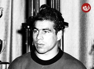 عکس| سفر در زمان؛ تصویر «تختی» روی جلد مجله اطلاعات کودکان؛ سال 1343