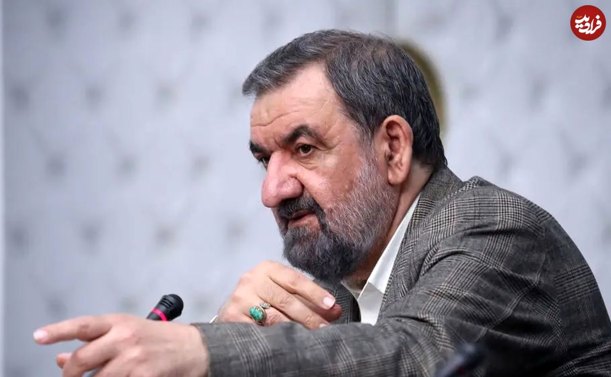 عکس؛ سفر به تاریخ؛ «محسن رضایی، خاتمی و هاشمیطبا» در حال سینهزنی؛ دهۀ 60