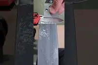 (ویدئو) یک روش جالب و خیره کننده برای تیز کردن چاقو با آب!