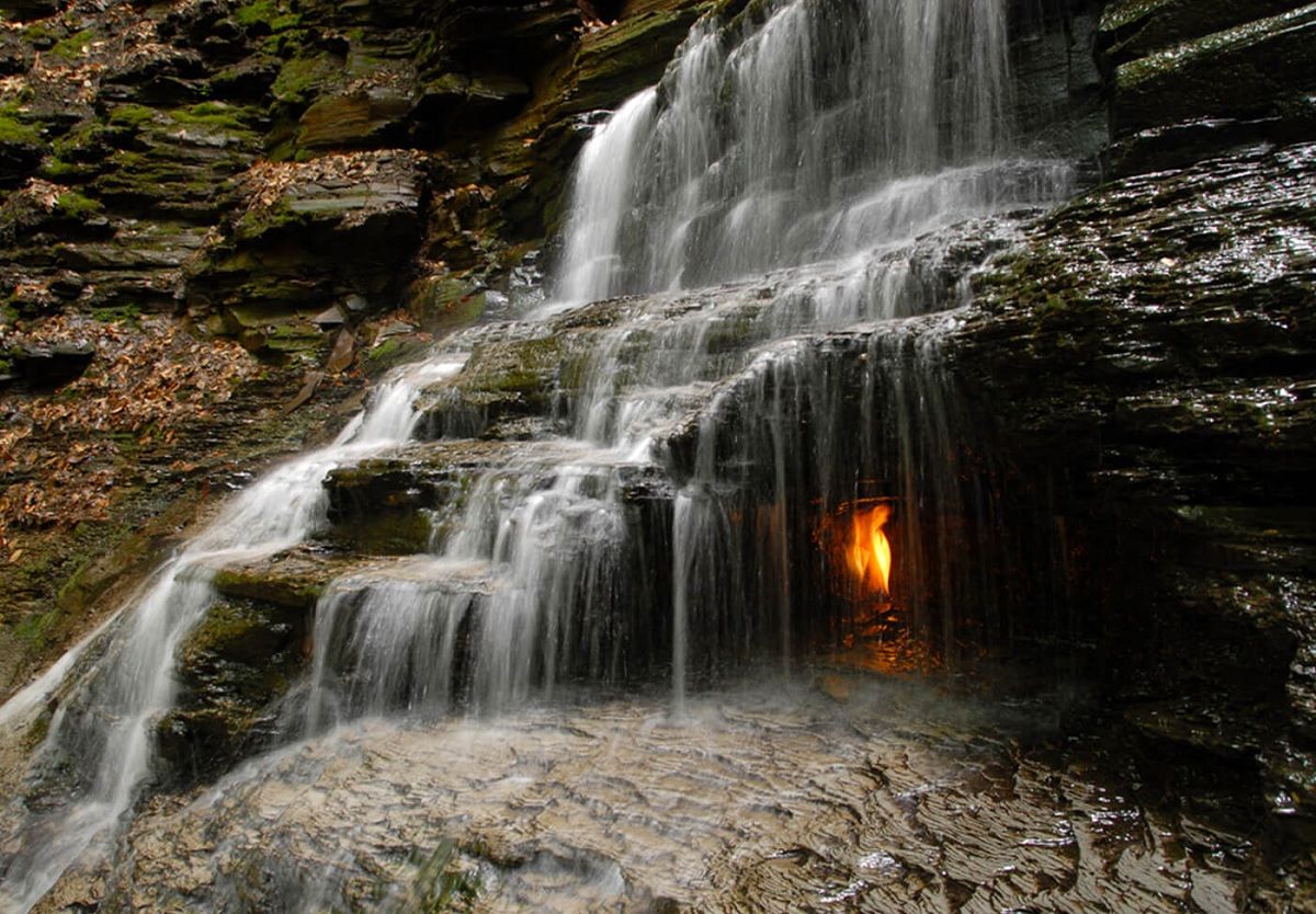 (تصاویر) شگفت‌انگیزترین آبشار جهان که شبیه افسانه‌ها است