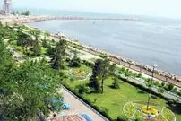 عکس| سفر به ایران قدیم؛ یک پارک ساحلی در «بندر انزلی»؛ 99 سال قبل