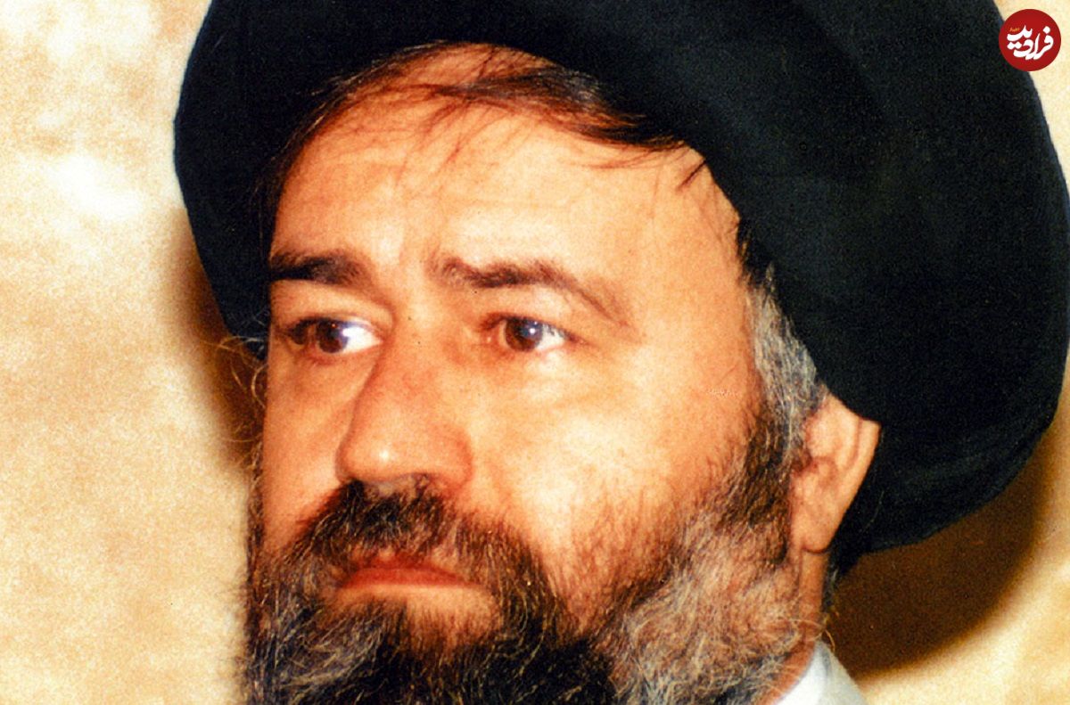 عکس؛ سفر در زمان؛ سیداحمد خمینی در کنار آیت الله طالقانی در باغ مرحوم اشراقی در قم؛ سال 58
