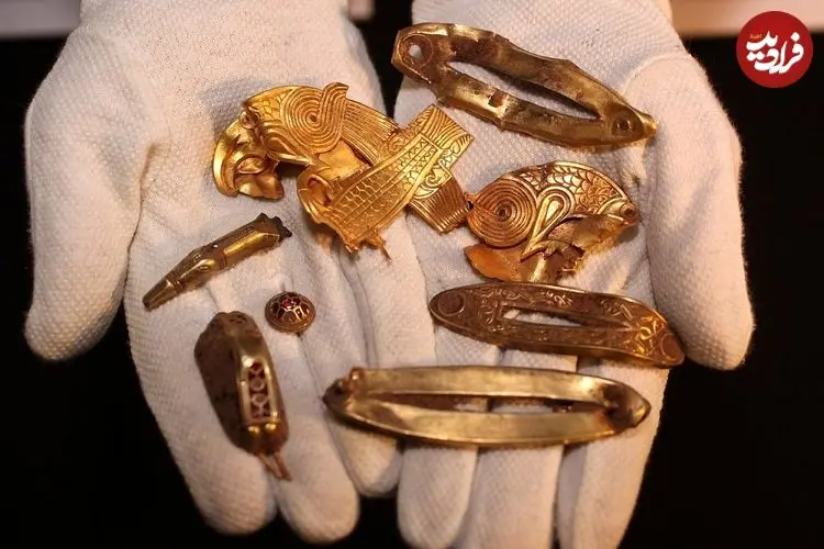 گنج 1400 سالۀ «جواهرات شکسته» از دامنۀ یک تپه بیرون آمد