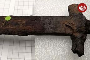 محققان توانستند حروف روی شمشیر زنگ‌زدۀ 400 ساله را بخوانند 