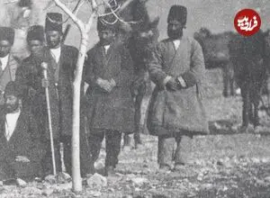 عکس| سفر زمان؛ تصویری از «درباریان ناصرالدین شاه» در بازگشت از سفر گیلان