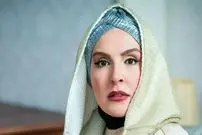 عکس| سفر زمان؛ «آزیتا ترکاشوند» با چادر نماز در حرم امام رضا (ع)؛ سال 1401