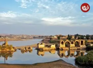 عکس| سفر به ایران قدیم؛ منظرۀ شوشتر و «بند قیصر» در دوران قاجار