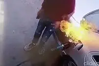 (ویدئو) بازی با فندک در پمپ بنزین فاجعه آفرید