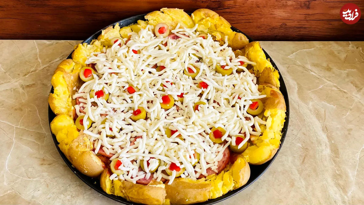 (ویدئو) طرز پخت یک پیتزای خاص رژیمی با سیب زمینی