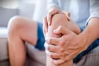 بهترین راهکارها برای کنترل درد مفاصل در هوای سرد