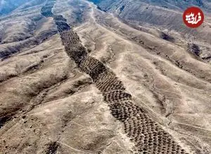 تصاویر| راز حفره‌های عجیب روی کوه‌های پرو 