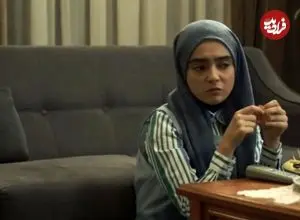 عکس| سفر در زمان؛ «سوگند» سریال لحظه گرگ و میش در کنار آرامگاه حافظ؛ سال 1402