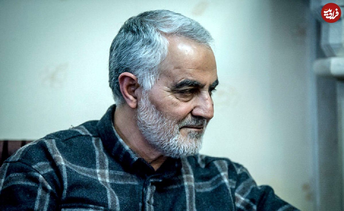 عکس؛ سفر در زمان؛ «سردار سلیمانی در مراسم ختم هاشمی رفسنجانی»؛ سال 95