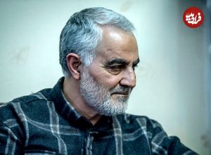 عکس؛ سفر در زمان؛ «سردار سلیمانی در مراسم ختم هاشمی رفسنجانی»؛ سال 95