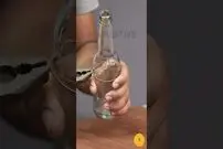 (ویدئو) یک روش جالب برای نصف کردن بطری شیشه ای با سیم مفتول