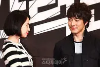 عکس| سفر زمان؛ خندۀ شدید «بانو سویا» در کنار «جومونگ» در مراسم معرفی یک سریال