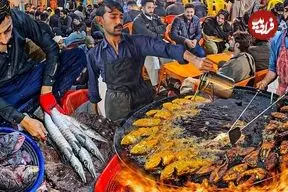 ببینید| غذای خیابانی در پاکستان؛ ماهی سرخ شده و کبابی تند در کراچی