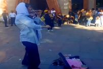 (ویدیو) هنرنمایی تماشایی دختر جوان ایرانی با ویولن مقابل متروی تجریش