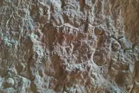 کشف کتیبه باستانی هزار و ۵۰۰ ساله در آباده فارس  